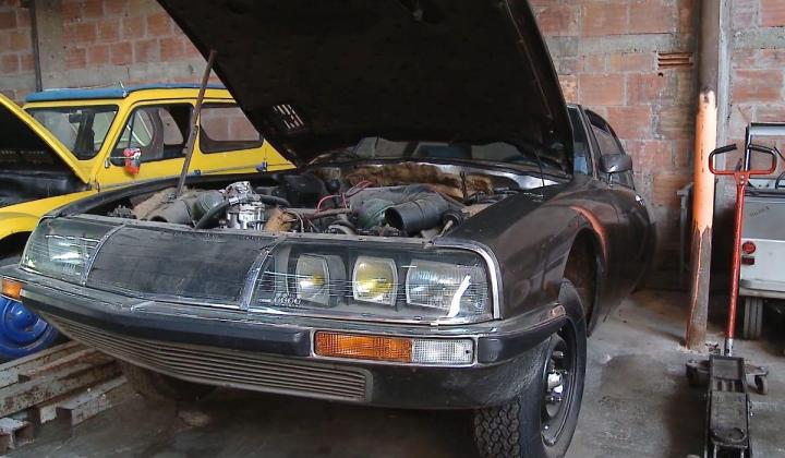 Nous redonnons vie aux Citroën SM avec passion et expertise.